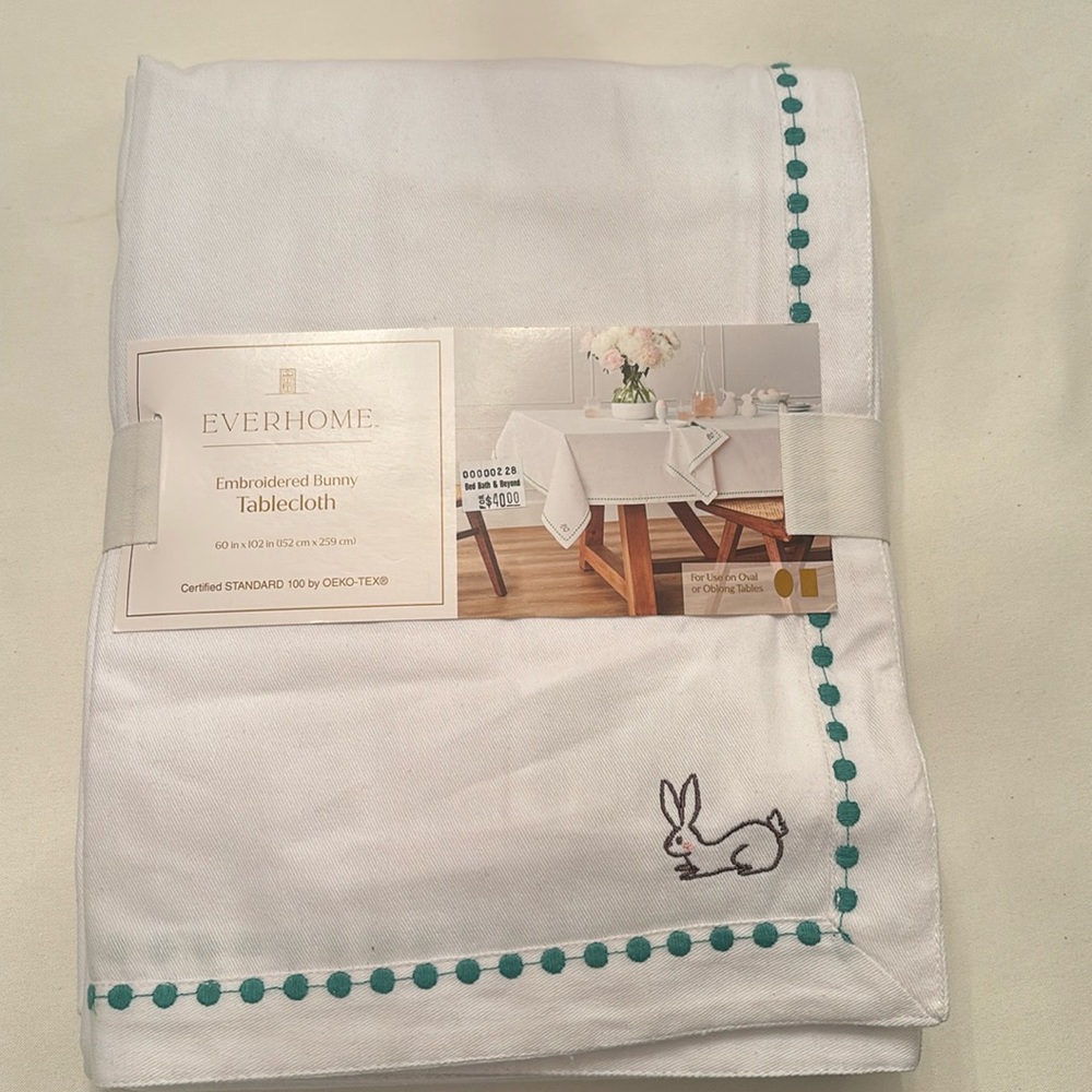 EASTER BUNNY EVERHOME EMBROIDERED TABLECLOTH